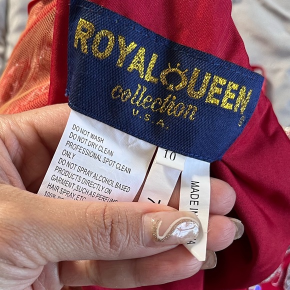 Candy Red Apple Gown. - Picture 10 of 14